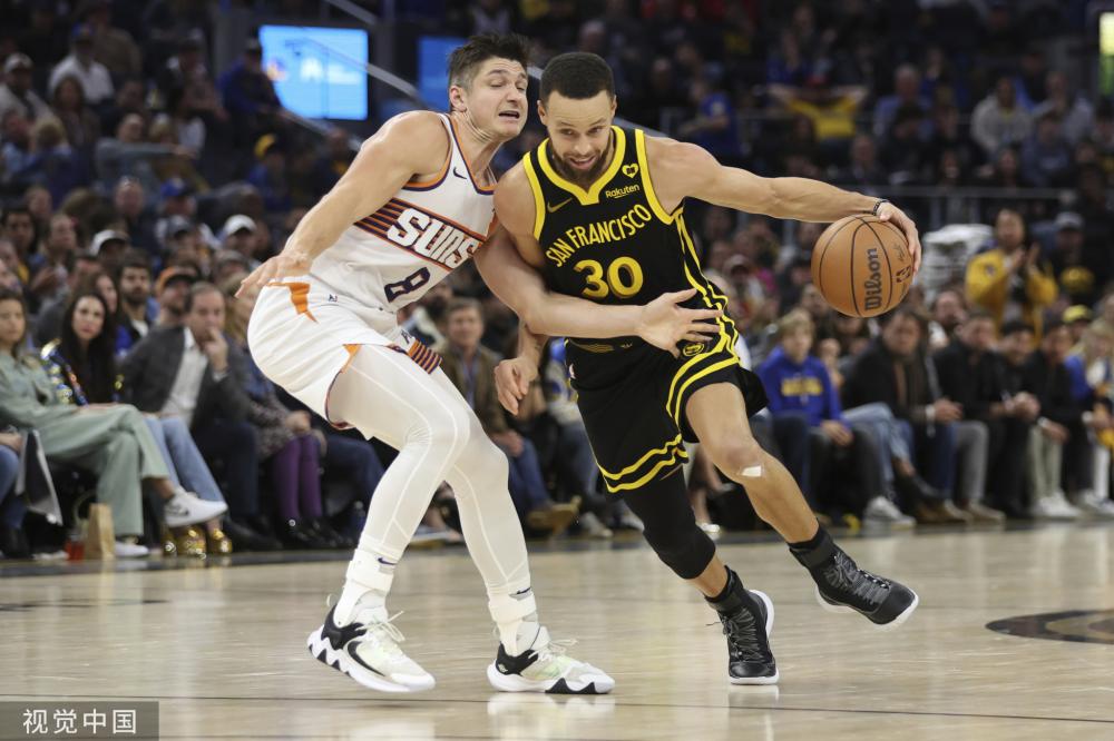 年轻球员因 年轻球员因