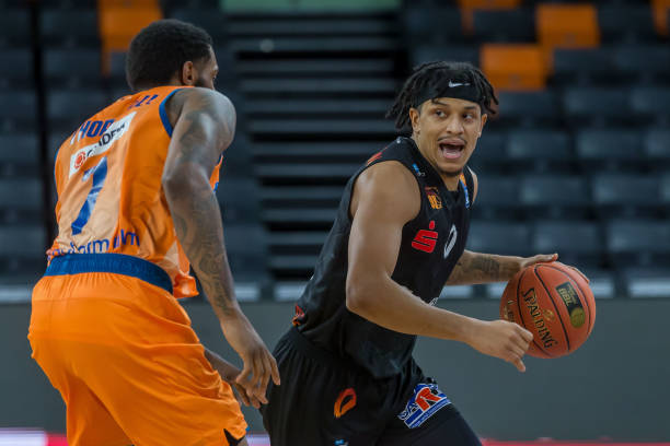 会即将拉开 会即将拉开